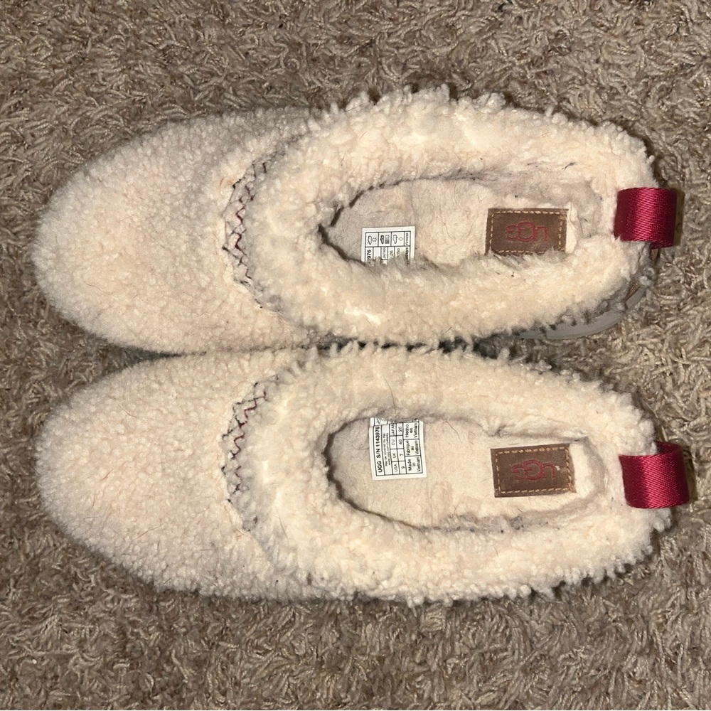 Ugg Taz Braid Slipper
